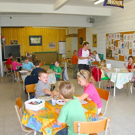 אתר קמפינג Camping L'anse Du Brick