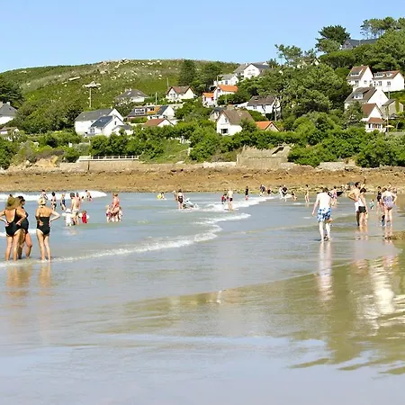 אתר קמפינג Camping L'anse Du Brick Maupertus-sur-Mer