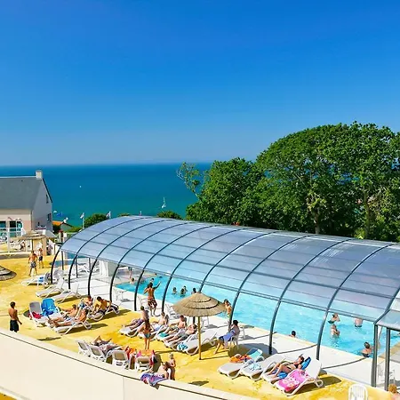 אתר קמפינג Camping L'anse Du Brick Maupertus-sur-Mer