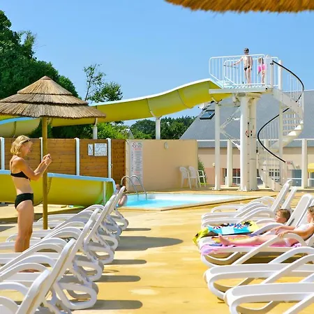 Camping L'anse Du Brick Maupertus-sur-Mer